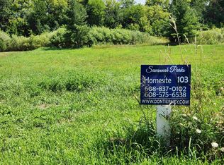 186 Savannah Pkwy, Deerfield, WI 53531