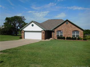 92 Walnut Glen Rd, McAlester, OK 74501