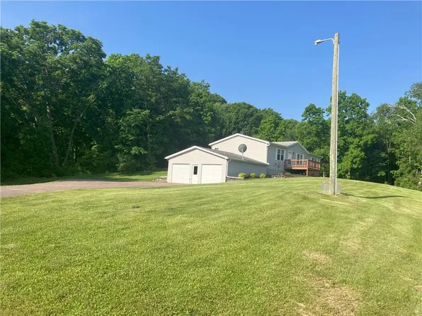 2402 Blackberry Road, Melrose, WI 54642