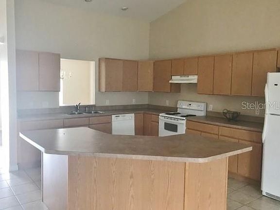 2nd image of 7856 Sugar Pine Blvd