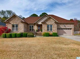 511 Chantels Way SW, Hartselle, AL 35640