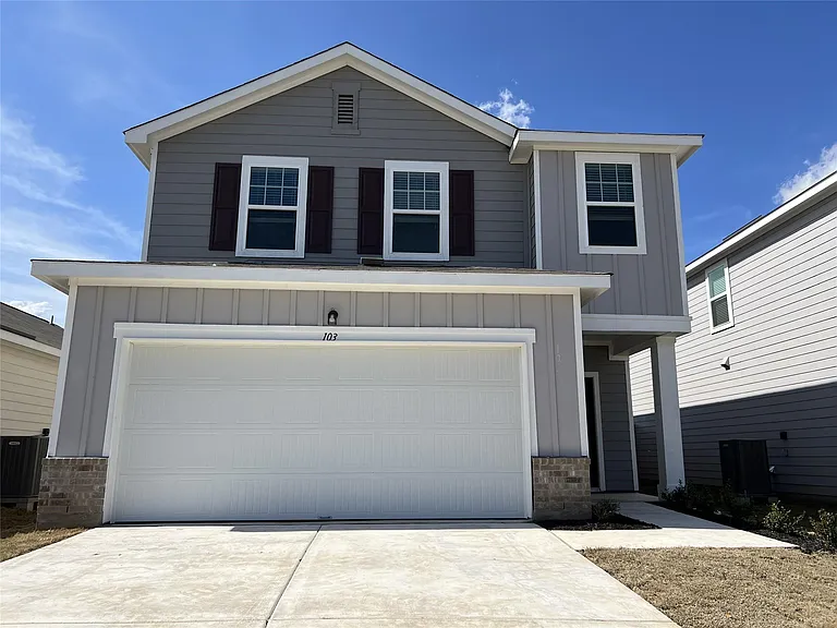 103 Gray Fox Loop — Photo 1