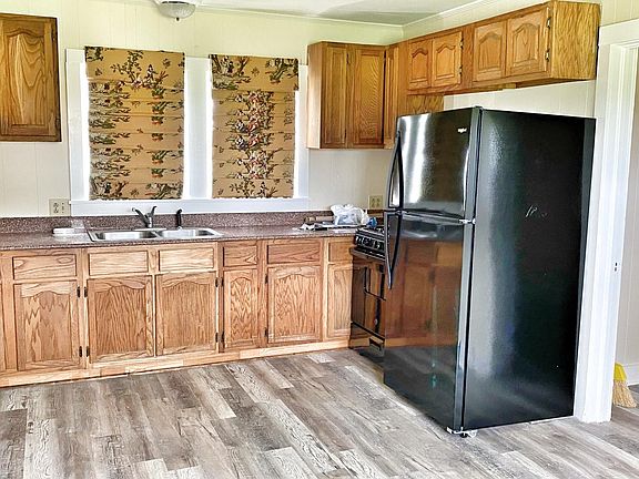 2nd image of 3577 Catahoula Hwy