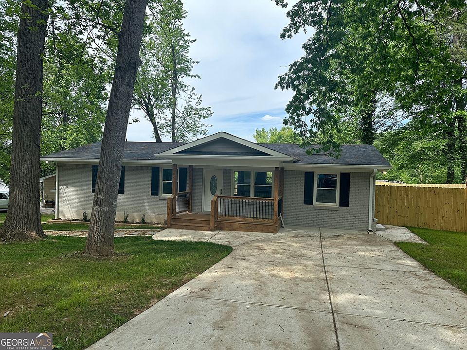 1st image of 2538 Garrett Cir