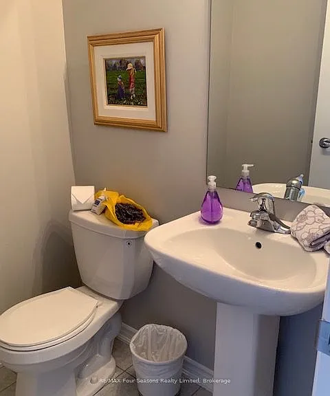 12 Robbie Way — Photo 20