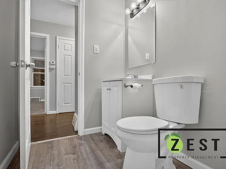 20056 Barlow St — Photo 11