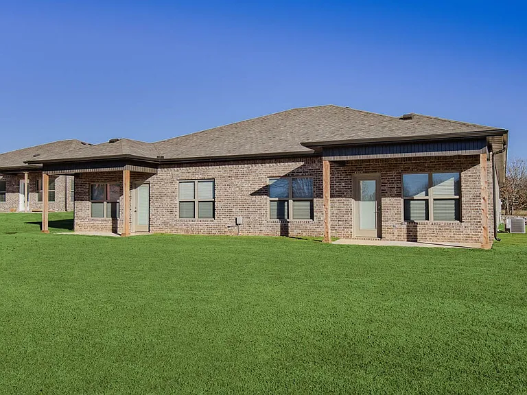336 Turnberry Ct — Photo 16
