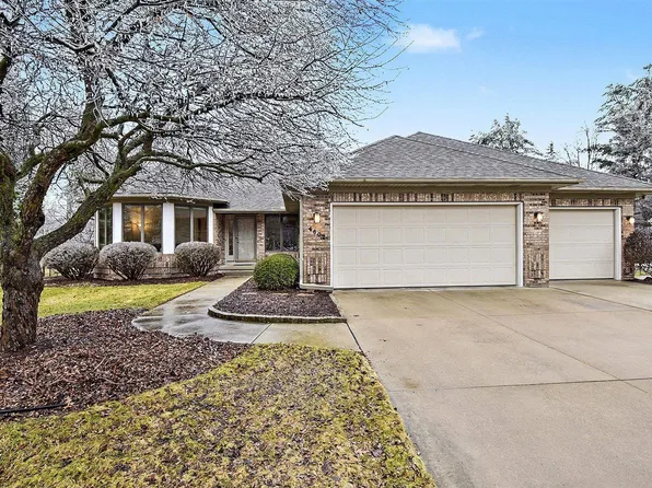 4607 Blossom Cir, Midland, MI 48642