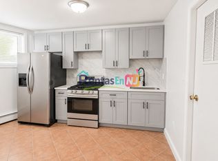 121 Brookside Ave #1G, Irvington, NJ 07111