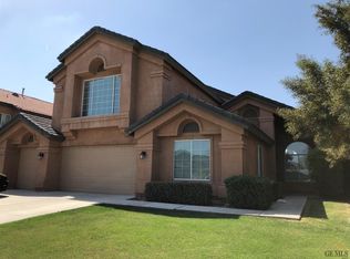 10411 Lanesborough Ave, Bakersfield, CA 93311