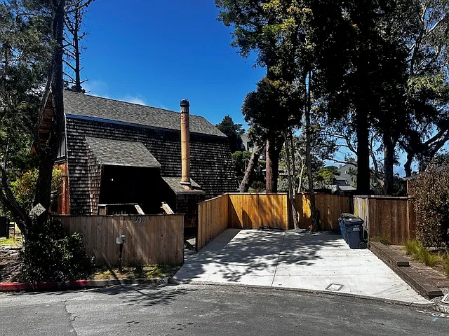 200 Buchanan Dr #1 — Photo 3