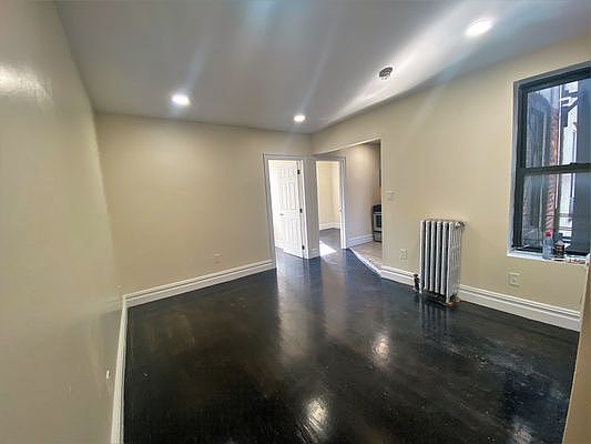 3rd image of 215 W 145th St APT 23