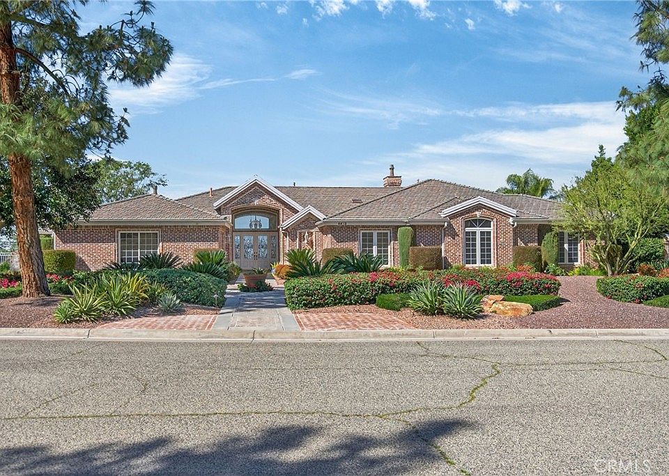 1st image of 6872 Chartwell Dr