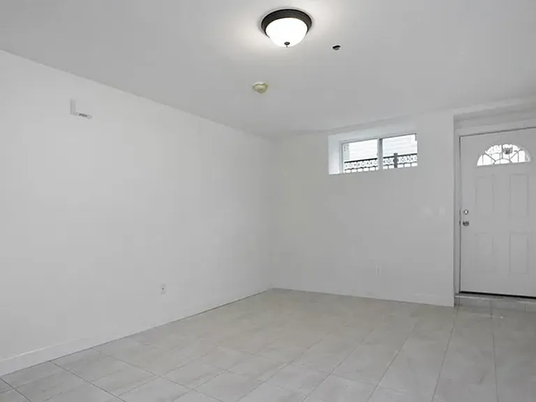 540 Sinclair Ave #1 — Photo 1