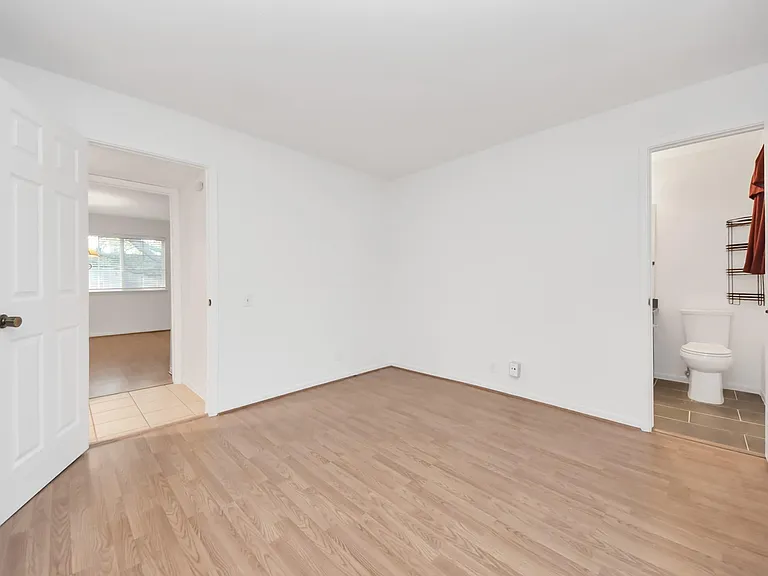 1635 Prairie Mark Ln — Photo 13