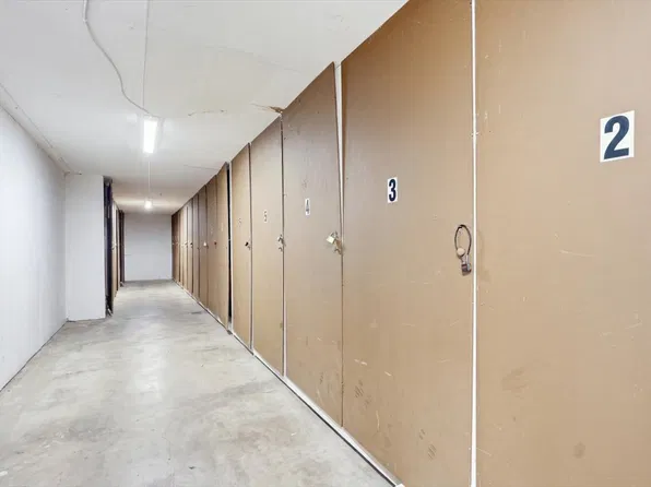 Evergreen Villas, 1770 Evergreen St APT 6, San Diego, CA 92106