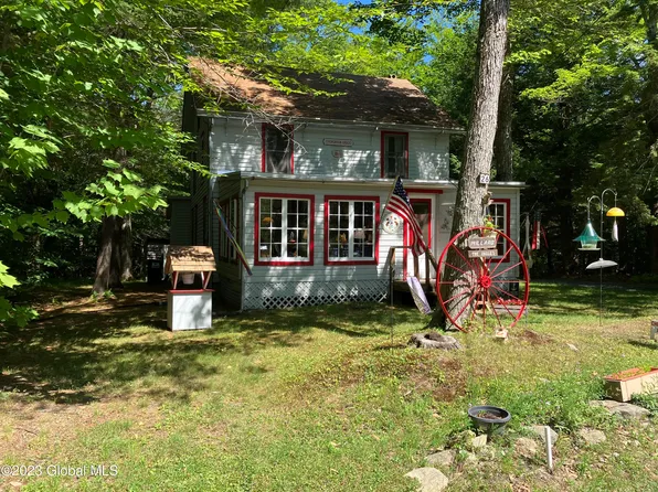 26 Taconic Lake Way, Petersburgh, NY 12138