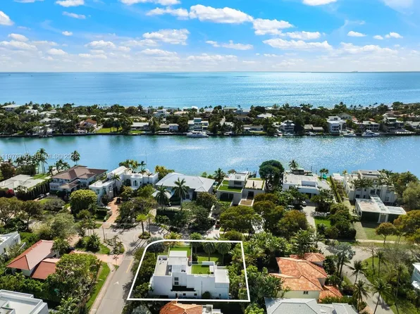 741 Harbor Dr, Key Biscayne, FL 33149