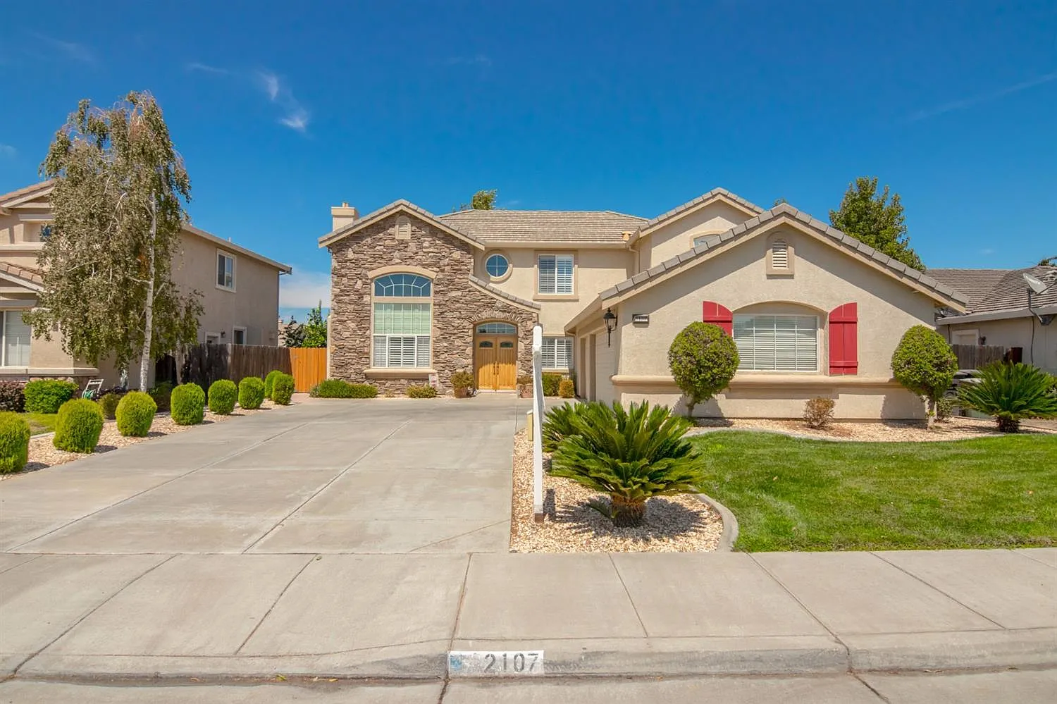2107 Shenandoah Dr photo 1