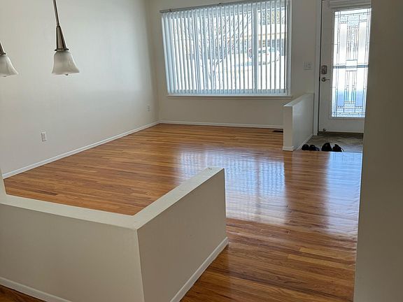 4th image of 35283 Eden Park Dr