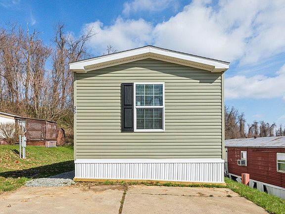 2nd image of 277 Laurie Ln