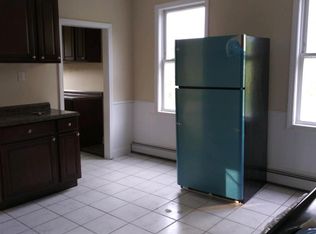 12 Fairview Ave APT 2, West Warwick, RI 02893