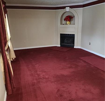 5th image of 413 Farmcrest Dr N
