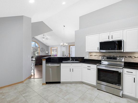 5th image of 24027 Rivers Edge Rd