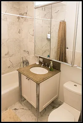 Sold by R New York | media 3