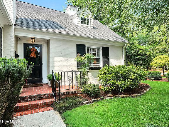 5th image of 1413 Hawthorne Road