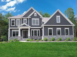 9 Rose Ter, Saratoga Springs, NY 12866