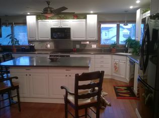 51 Grape St, Gallipolis, OH 45631