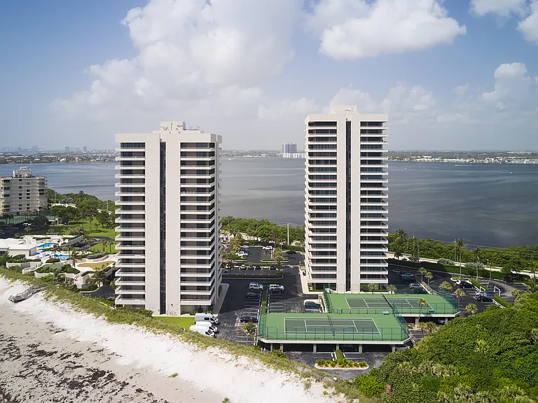 5550 N Ocean Dr #9D — Photo 29