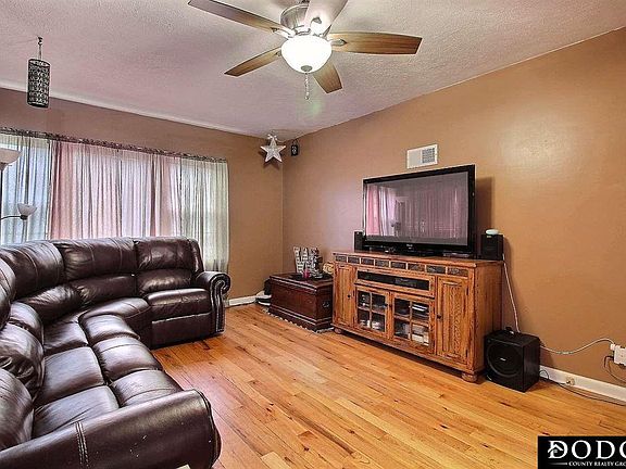 5th image of 1800 N H St