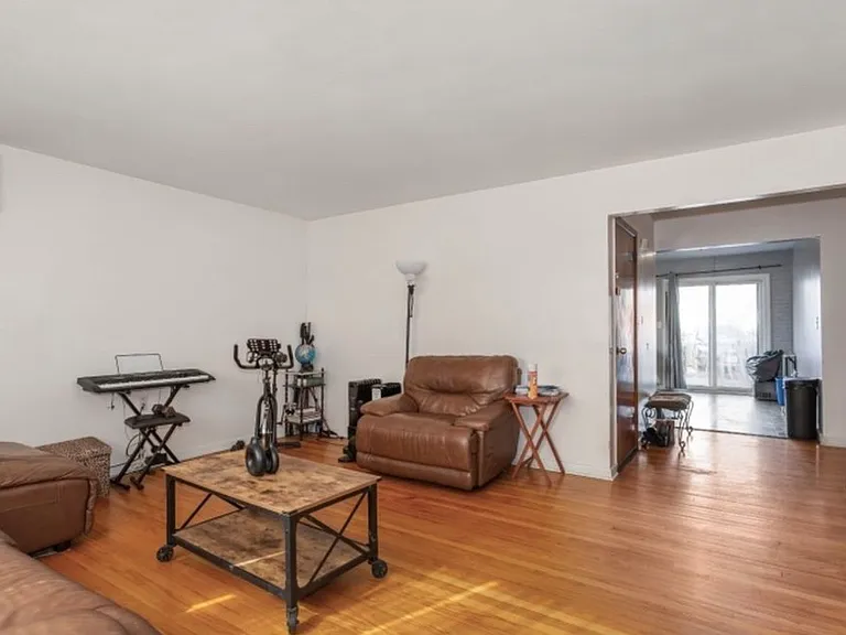 356-362 Boyden Ave #1 — Photo 7
