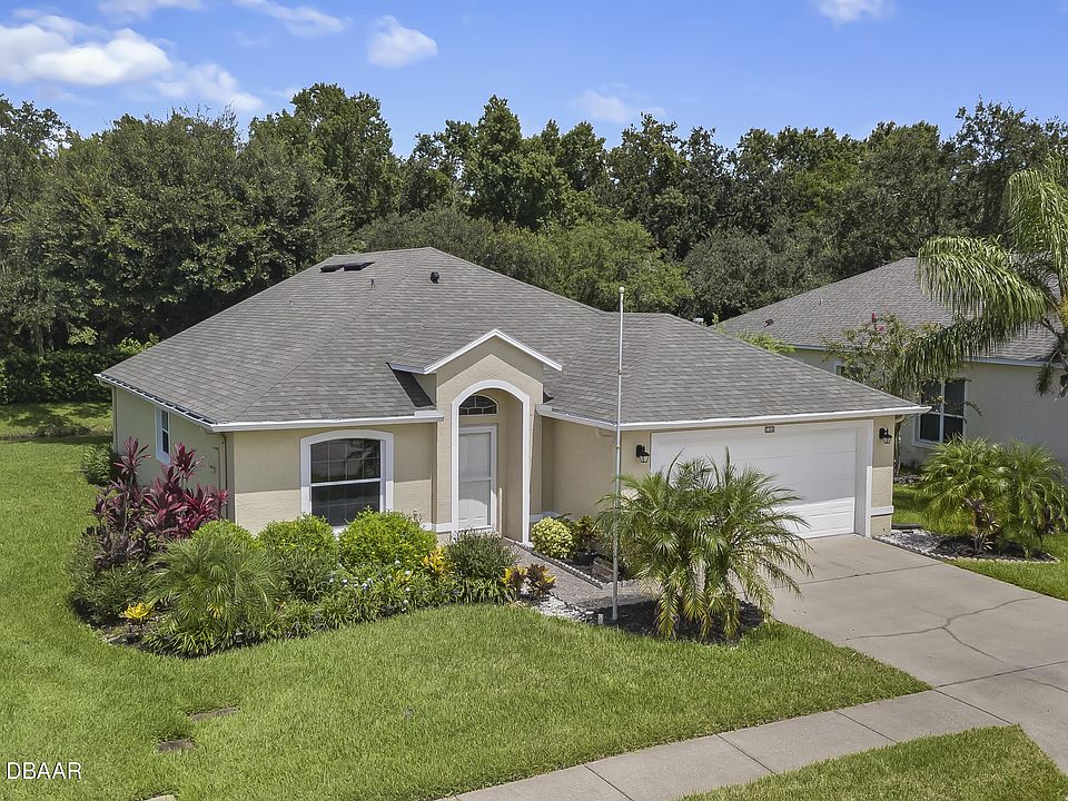 1st image of 144 Gala Cir