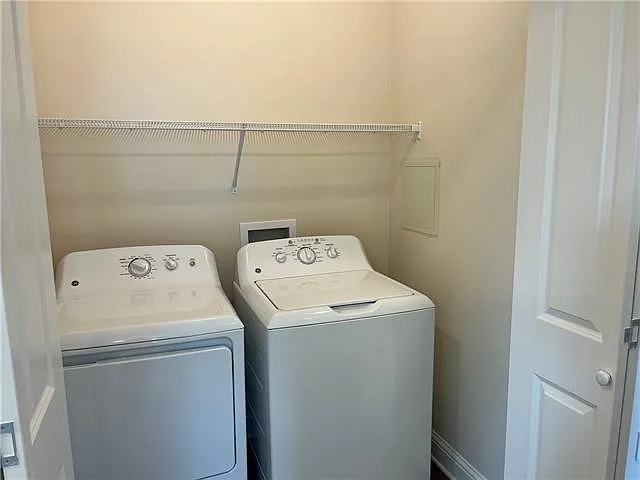 686 Central Ave #304 — Photo 13