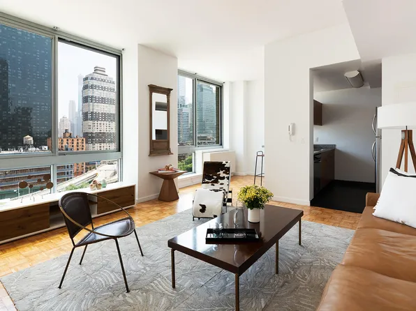 455 West 37th Street image 6 of 13