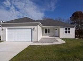 1120 Lexington Way, Waterloo, WI 53594