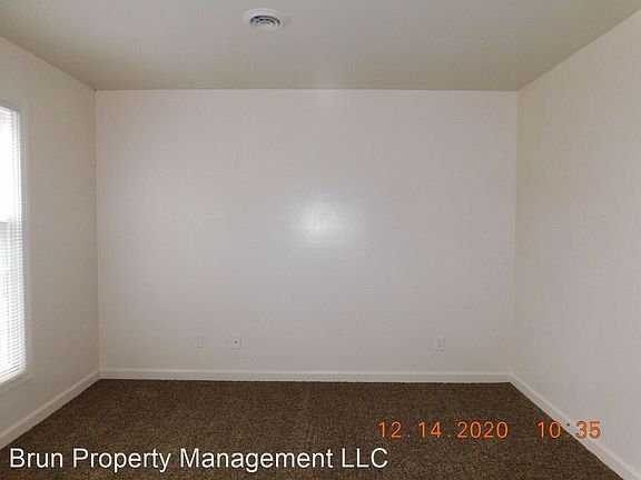 3rd image of 9101 Parktop Ln APT A
