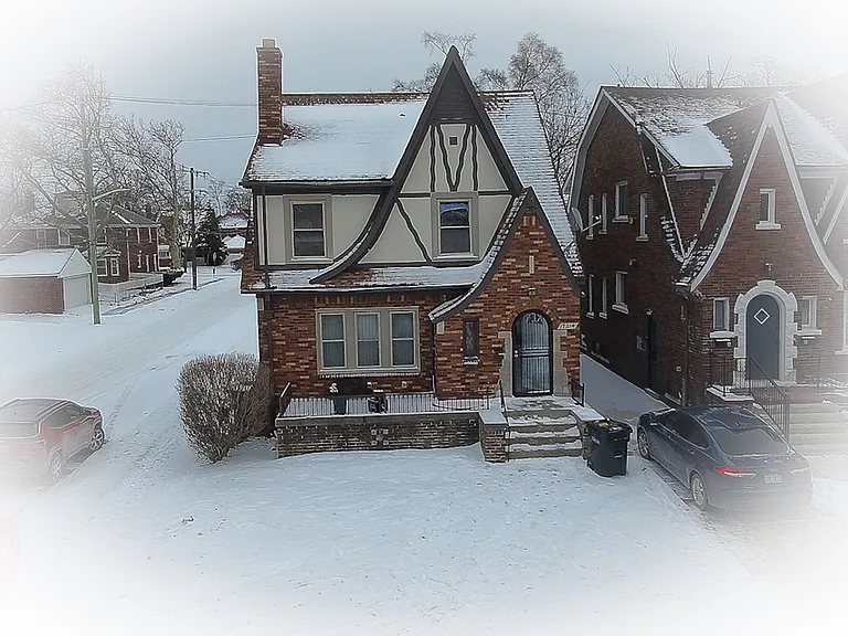 17214 Roselawn St #2 — Photo 28