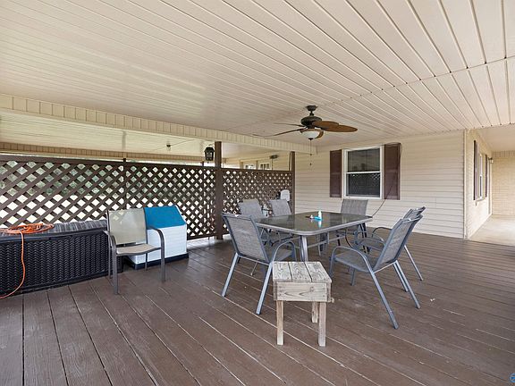 3rd image of 2350 Martling Gap Rd