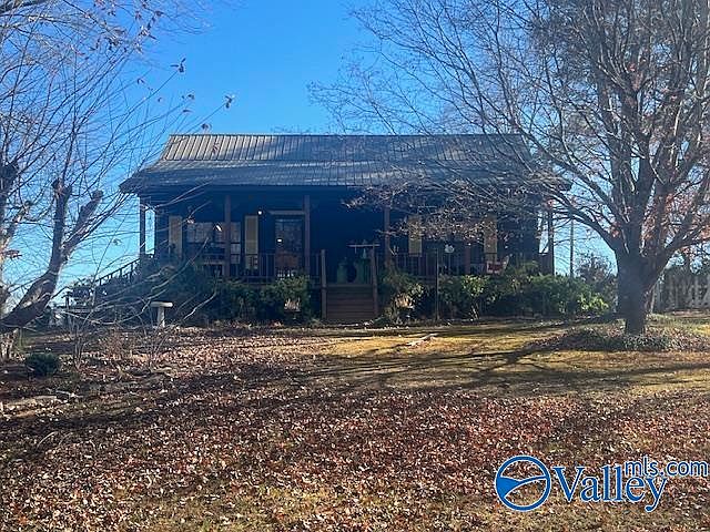 1st image of 734 Grandview Dr