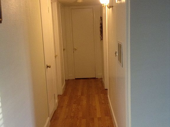 5th image of 5500 N Everglade Ave