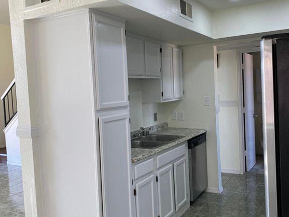 4th image of 5309 Roger Maris Dr