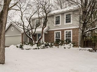 565 Schrader Farm Dr, Saint Peters, MO 63376