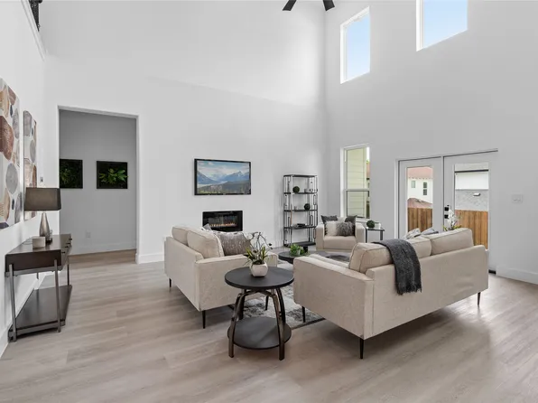 504 S Tennessee St, McKinney, TX 75069