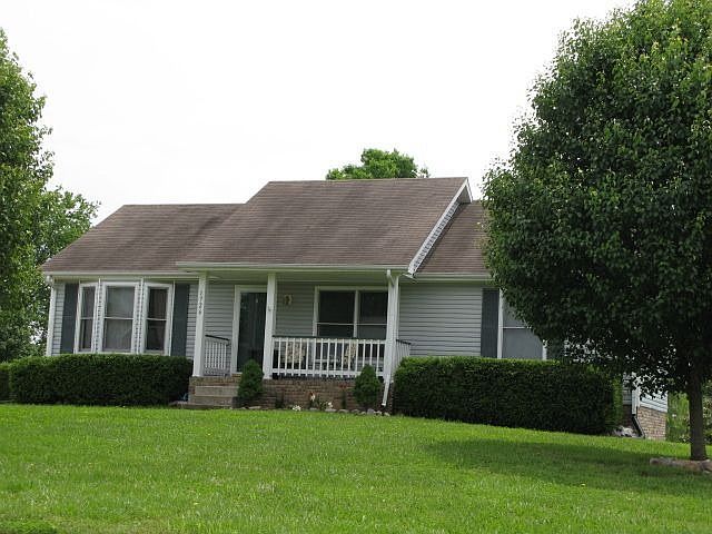 Front of home.  Brand new roof 5/19/09