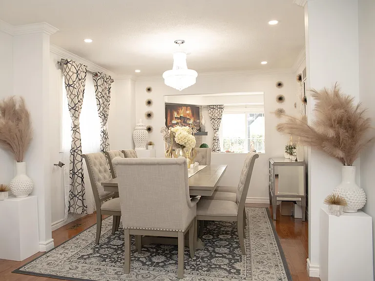 497 Grove St E — Photo 10