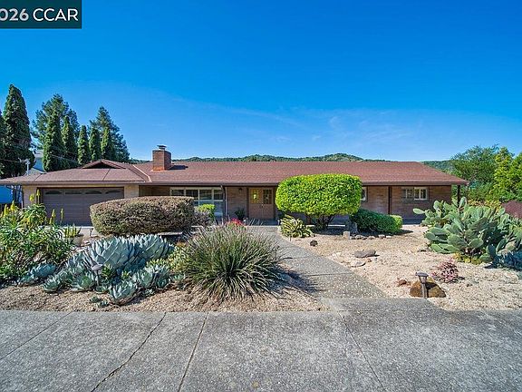 3rd image of 5852 Olinda Rd